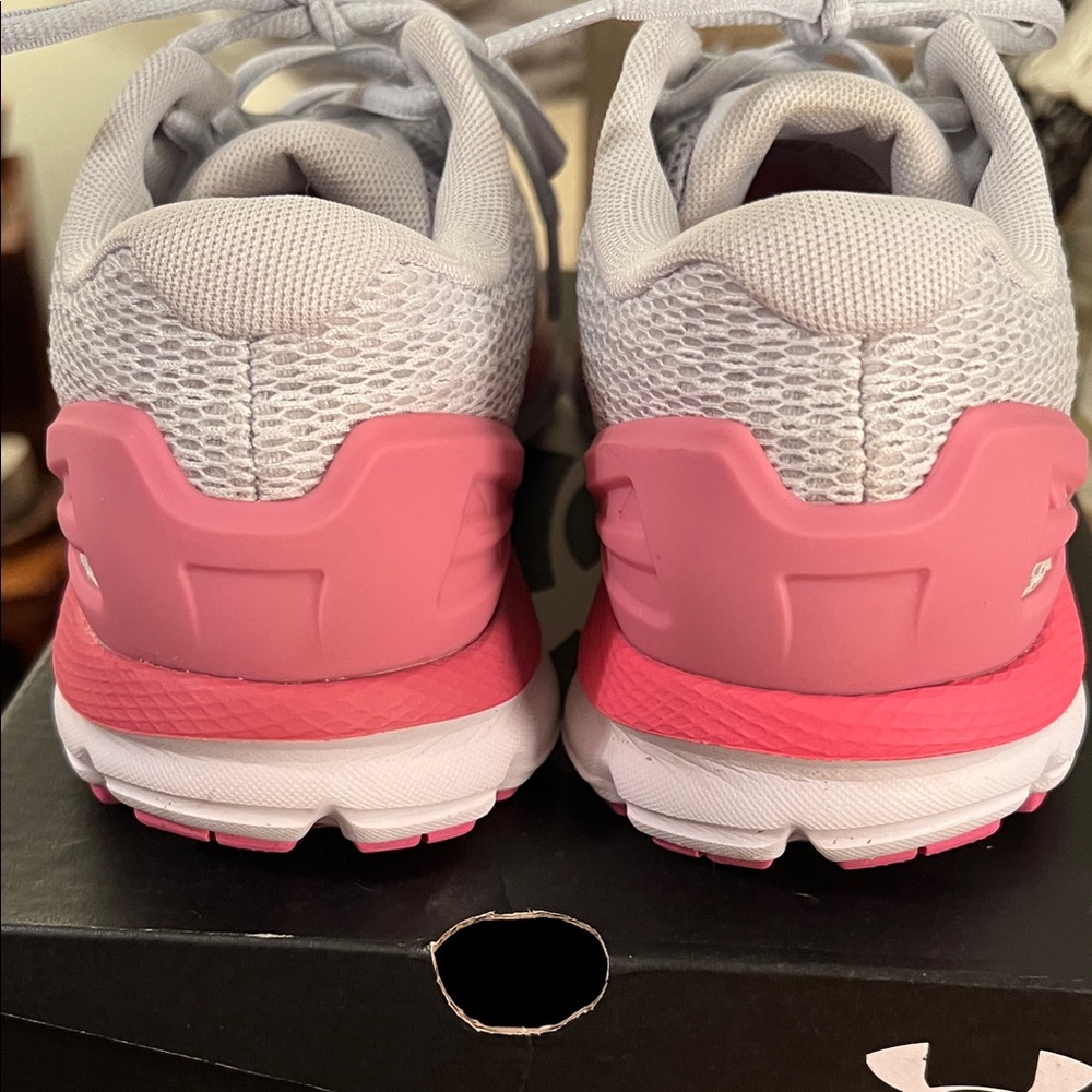 Under Armour Women's Athletic Shoes in Gray and Pink - Picture 5 of 8